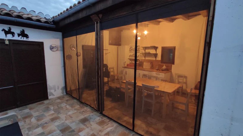 Moustiquaire de porte magnétique anti-insectes